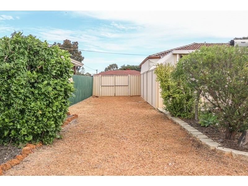 6 Laurel Street, Forrestfield WA 6058