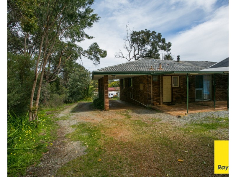 103 Railway Road, Gooseberry Hill WA 6076