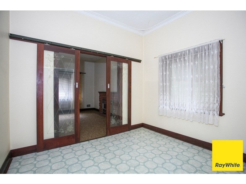 30 Traylen Road, Kalamunda WA 6076