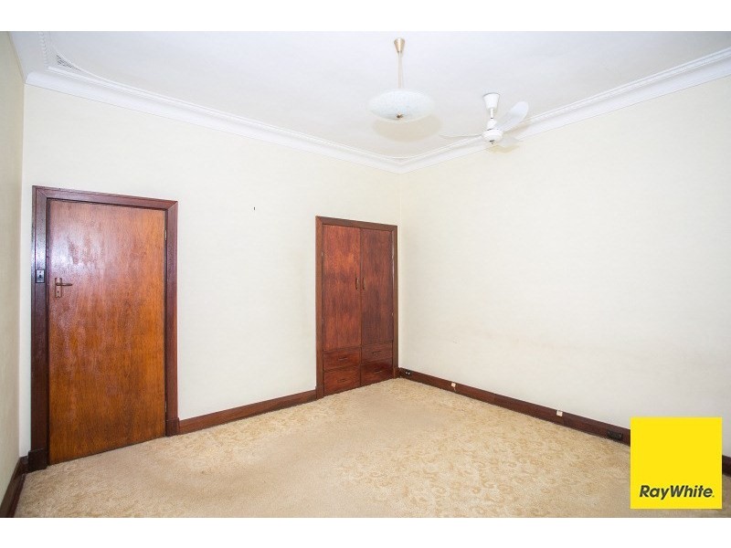 30 Traylen Road, Kalamunda WA 6076