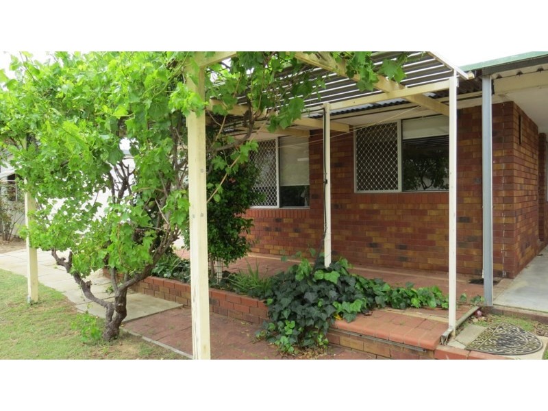 32A Almond Way, Forrestfield WA 6058