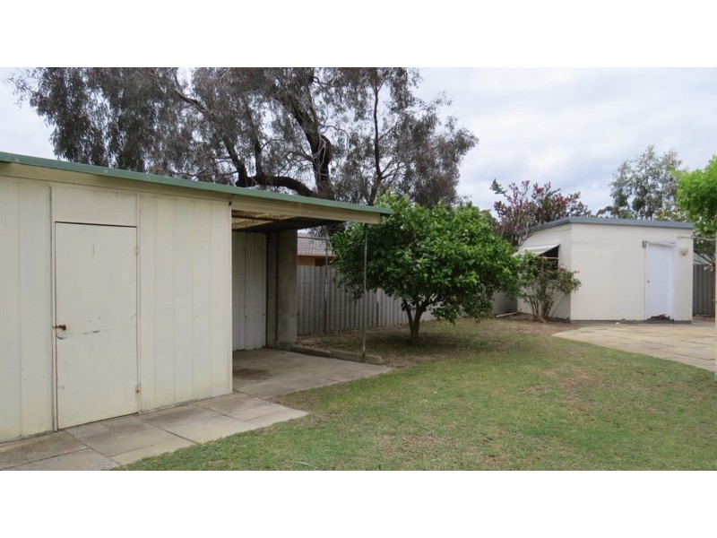 32A Almond Way, Forrestfield WA 6058