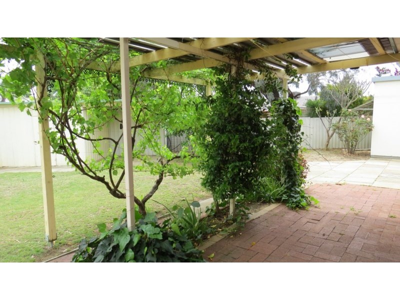 32A Almond Way, Forrestfield WA 6058