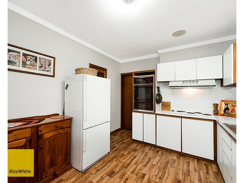 13 Hamilton Road, High Wycombe WA 6057