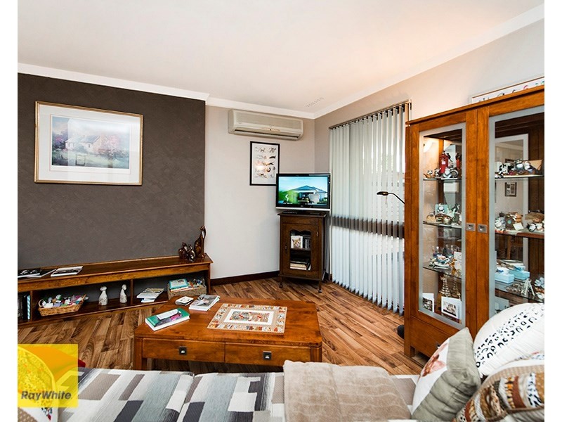 13 Hamilton Road, High Wycombe WA 6057