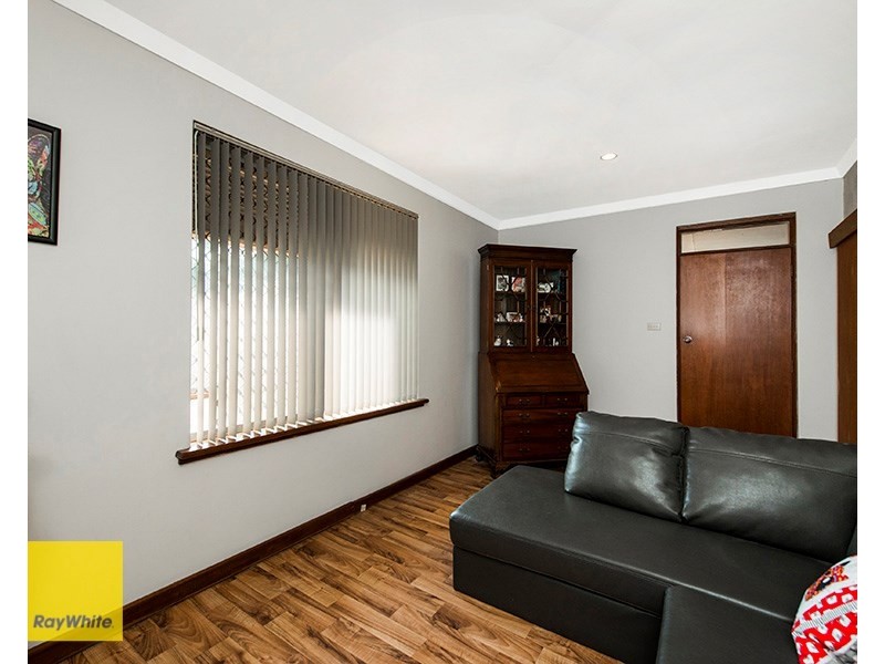 13 Hamilton Road, High Wycombe WA 6057