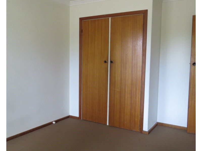 17 Banksia Road, Walliston WA 6076