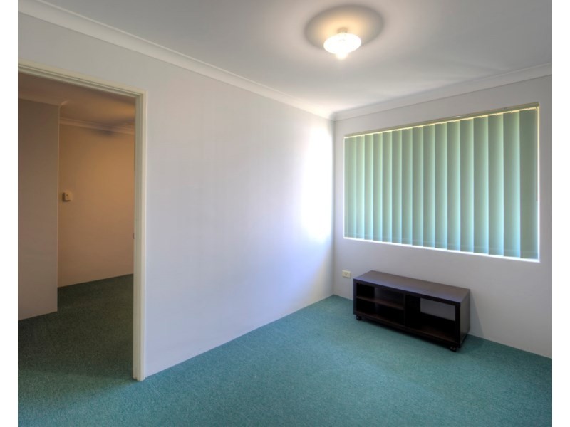 1 Warda Crescent, Forrestfield WA 6058