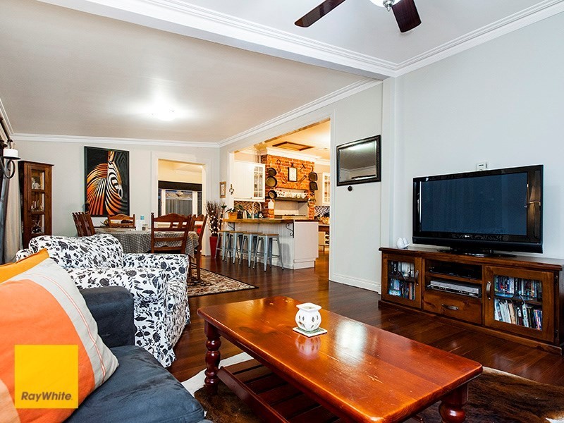 168 Canning Road, Kalamunda WA 6076