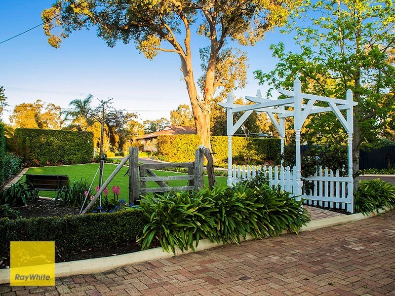 168 Canning Road, Kalamunda WA 6076