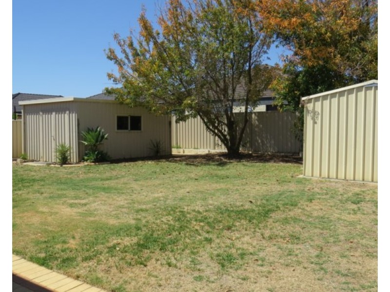 49 Myerson Crescent, Maida Vale WA 6057