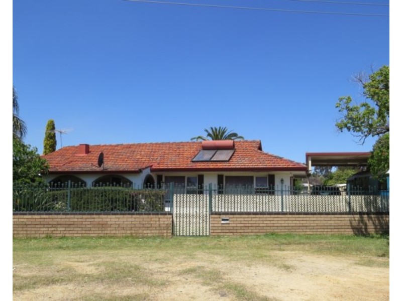 7 Tia Avenue, High Wycombe WA 6057