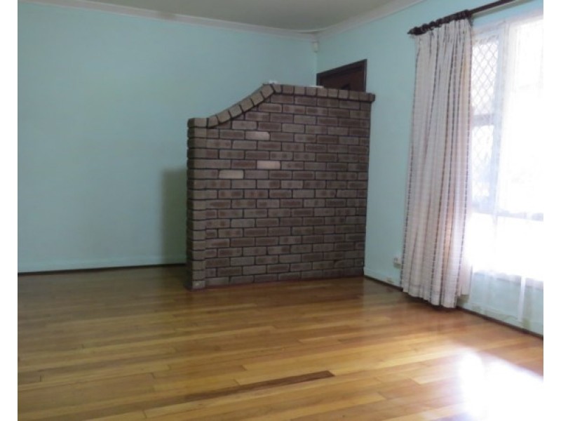 7 Tia Avenue, High Wycombe WA 6057