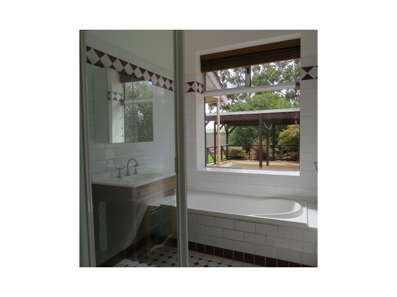 76 Heath Road, Kalamunda WA 6076