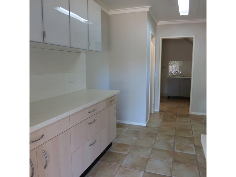 33 Heath Road, Kalamunda WA 6076