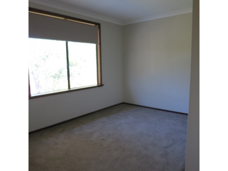 33 Heath Road, Kalamunda WA 6076