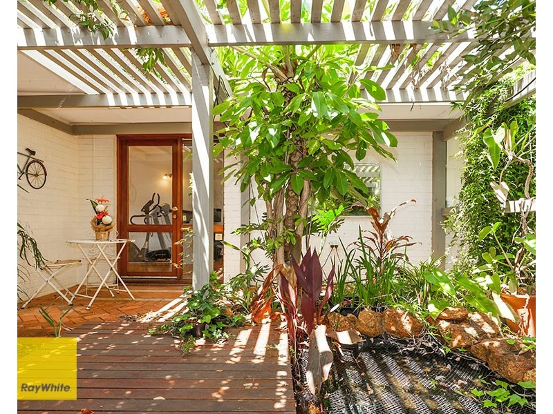 52 Graham Road, Gooseberry Hill WA 6076