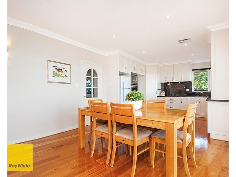 52 Graham Road, Gooseberry Hill WA 6076