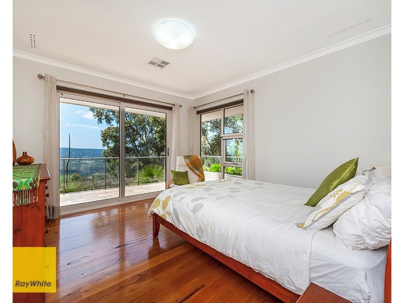 52 Graham Road, Gooseberry Hill WA 6076