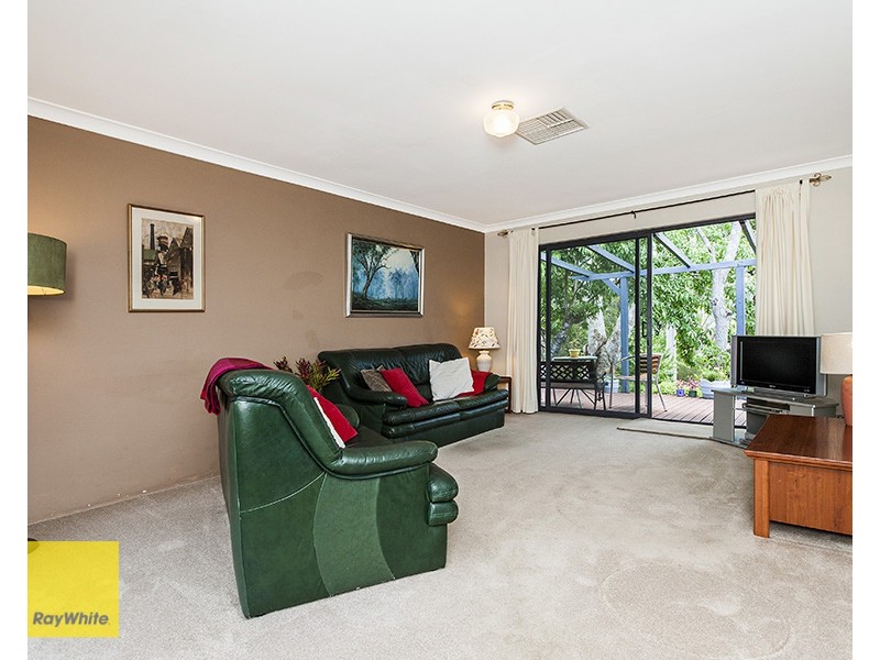 5 Avonia Road, Kalamunda WA 6076