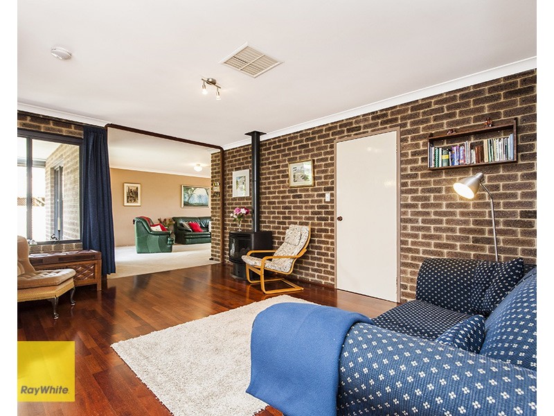 5 Avonia Road, Kalamunda WA 6076