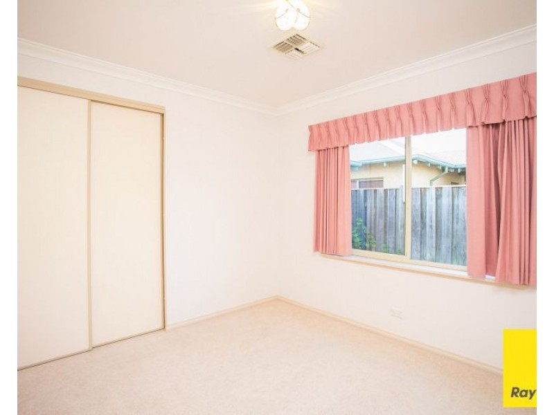 2/3 Dixon Road, Kalamunda WA 6076