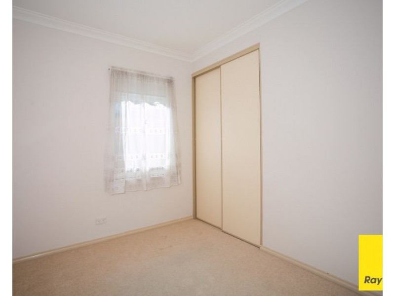 2/3 Dixon Road, Kalamunda WA 6076