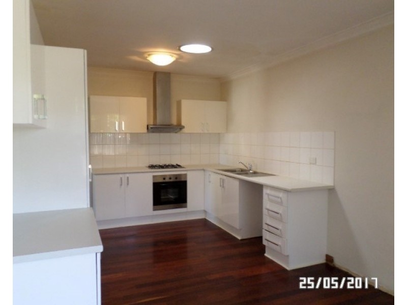 36 Sussex Road, Forrestfield WA 6058