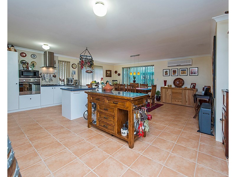 2B Isobel Street, Bentley WA 6102