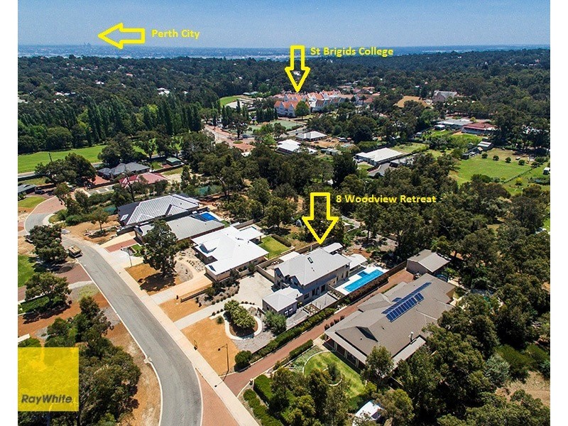 8 Woodview Retreat, Lesmurdie WA 6076