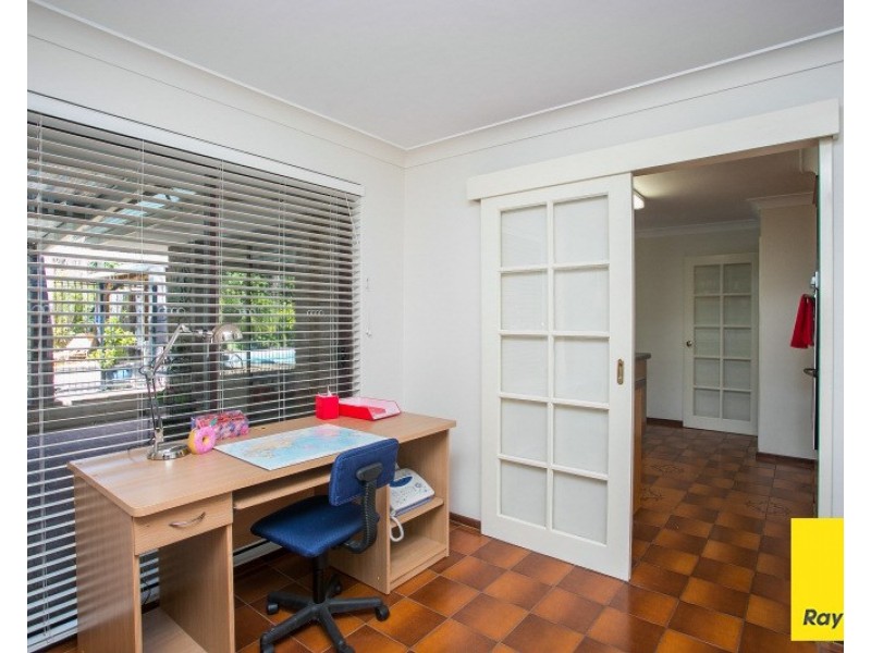 5 Grevillea Road, Walliston WA 6076