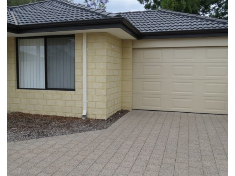 38C Schruth Street, Armadale WA 6112