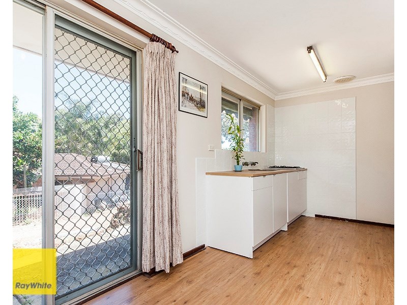 6 Bridgwood Road, Lesmurdie WA 6076