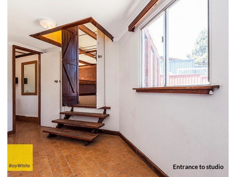 6 Bridgwood Road, Lesmurdie WA 6076