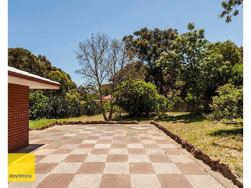 6 Bridgwood Road, Lesmurdie WA 6076