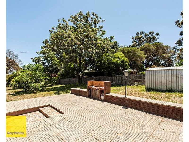 6 Bridgwood Road, Lesmurdie WA 6076
