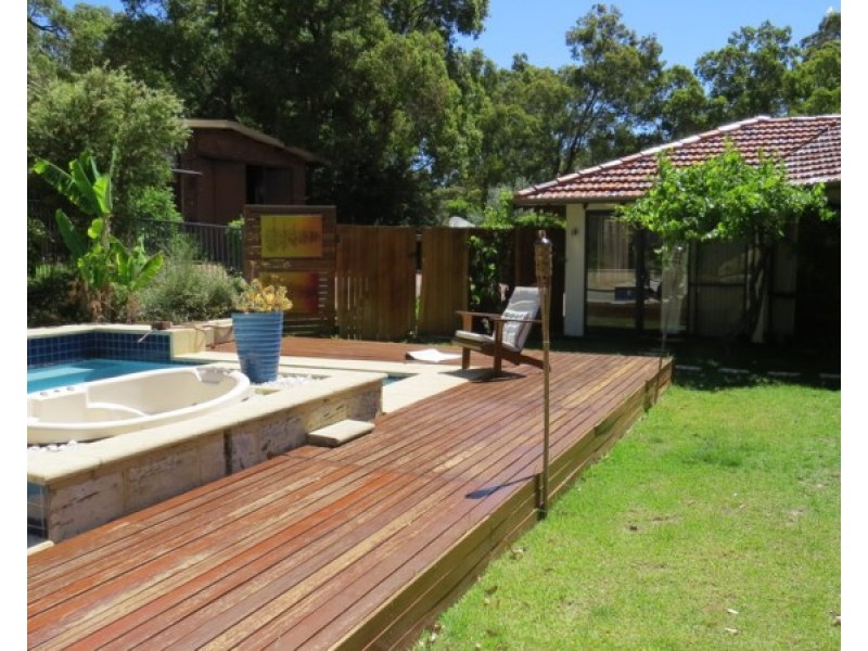 7 Tregenna Place, Gooseberry Hill WA 6076