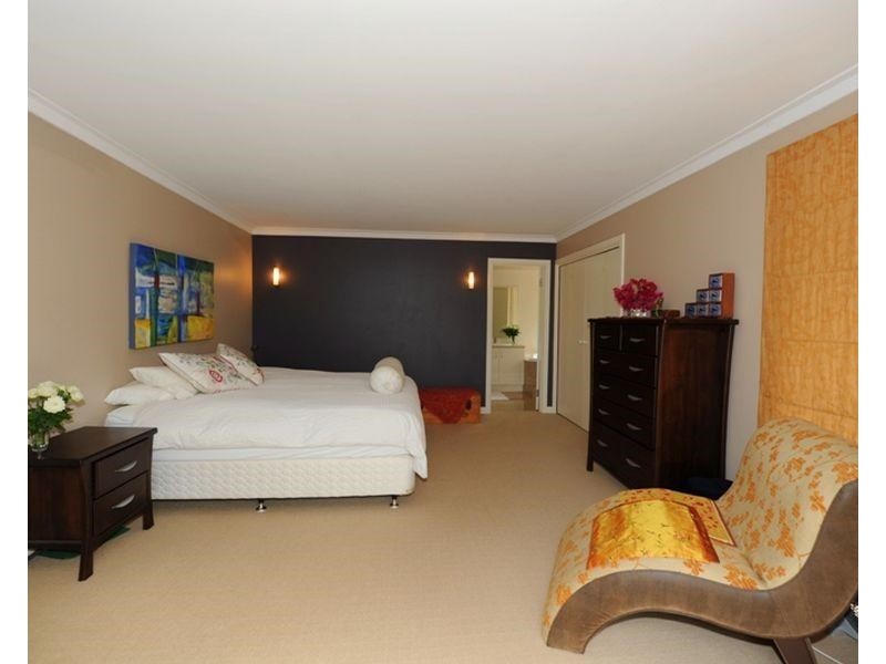 7 Tregenna Place, Gooseberry Hill WA 6076