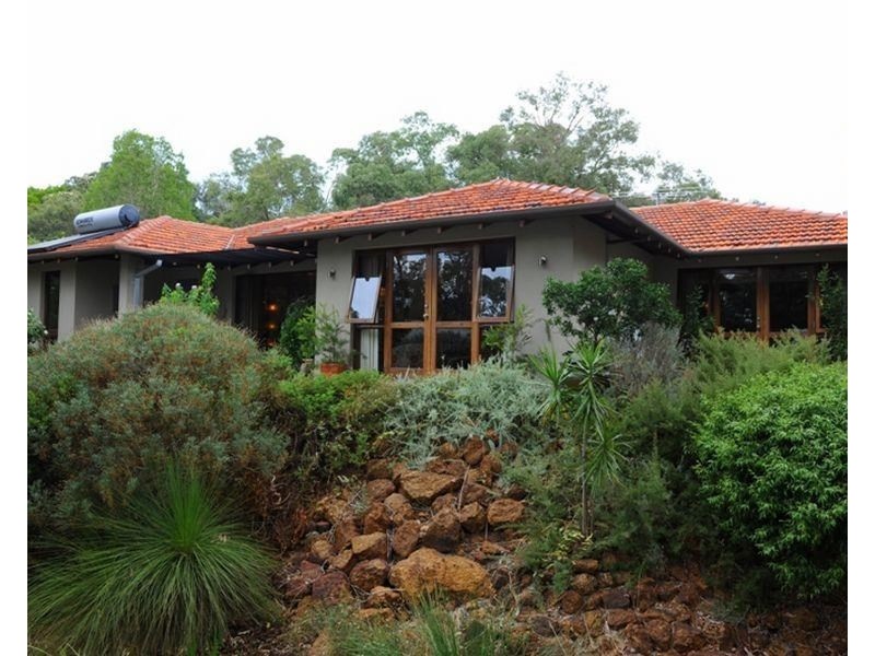 7 Tregenna Place, Gooseberry Hill WA 6076