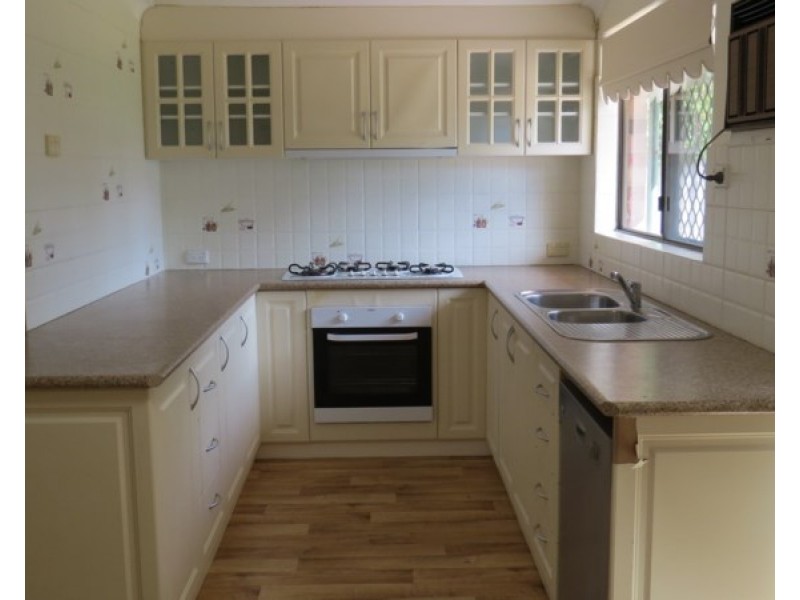 23A Selsdon Road, Camillo WA 6111