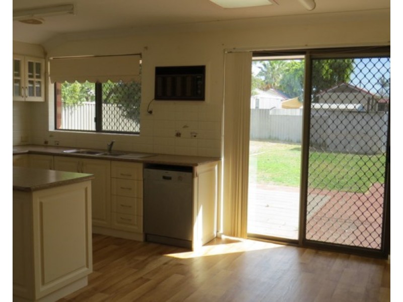 23A Selsdon Road, Camillo WA 6111