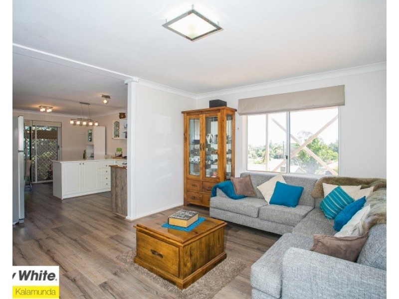 20 Brigalow Way, Lesmurdie WA 6076