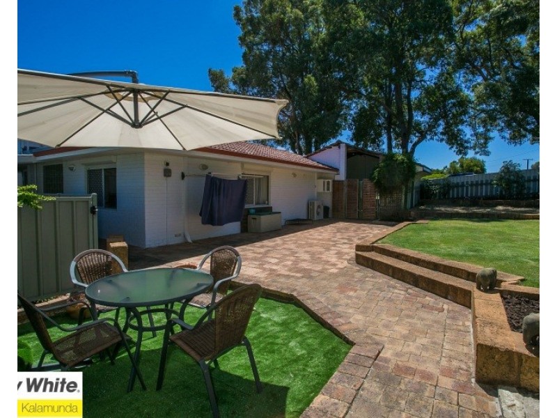 20 Brigalow Way, Lesmurdie WA 6076