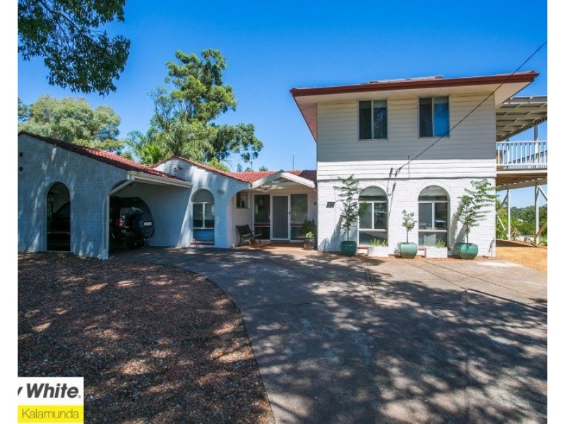 20 Brigalow Way, Lesmurdie WA 6076