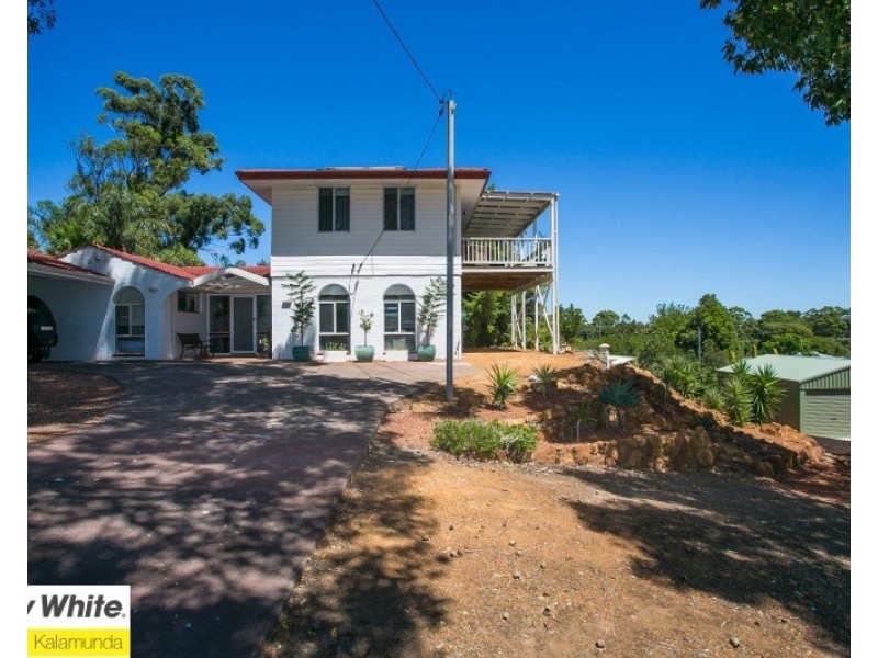 20 Brigalow Way, Lesmurdie WA 6076