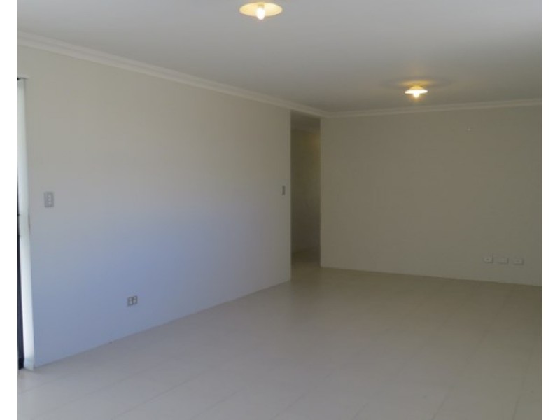 7C Strathearn Road, Forrestfield WA 6058