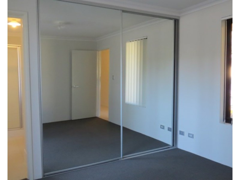 7C Strathearn Road, Forrestfield WA 6058