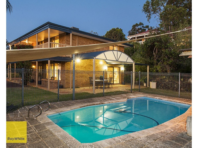 85 Lenori Road, Gooseberry Hill WA 6076