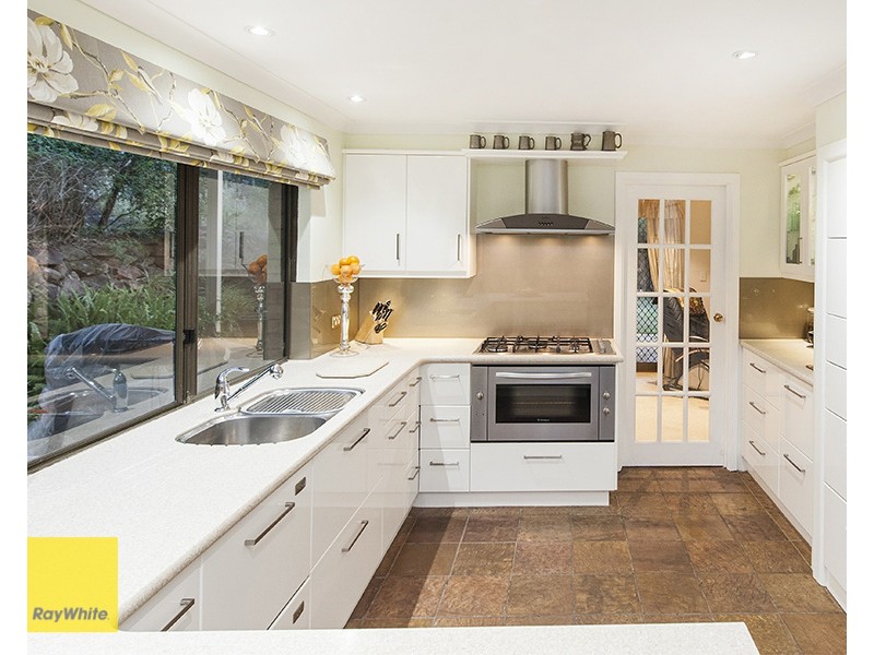 85 Lenori Road, Gooseberry Hill WA 6076