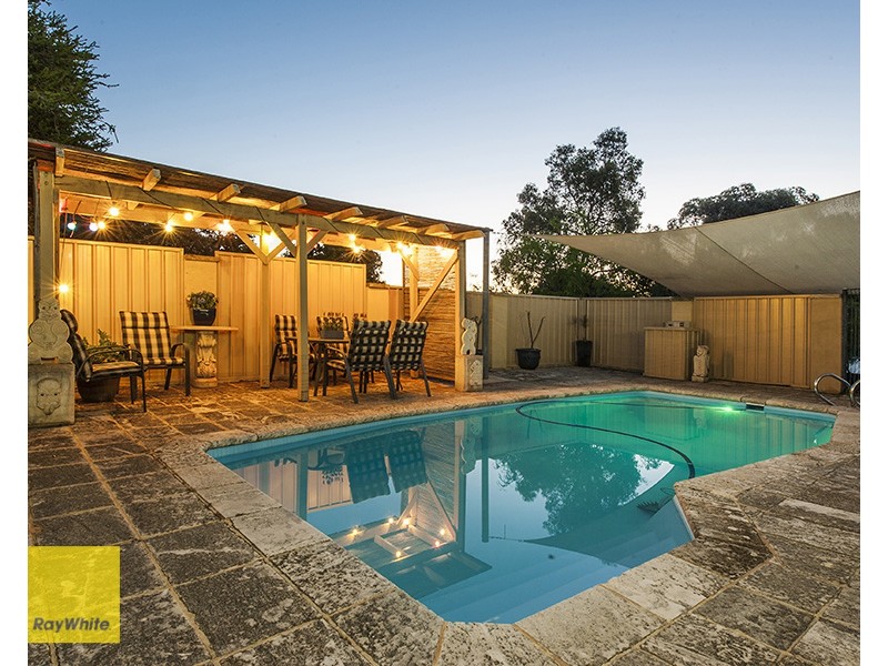 85 Lenori Road, Gooseberry Hill WA 6076